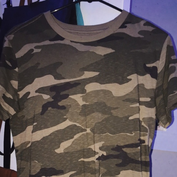 American Eagle Camo t-Shirt - Picture 1 of 1